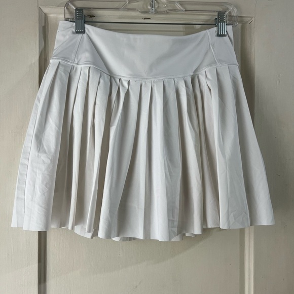 Athleta Elevate Skort in White M - Picture 3 of 8